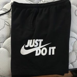 Meet your Posher, Charles